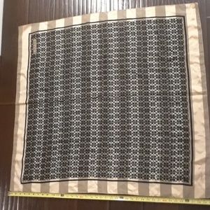 COACH 36x40 Scarf